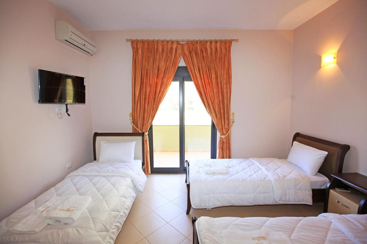 Hotel Gryka E Kelcyres מראה חיצוני תמונה
