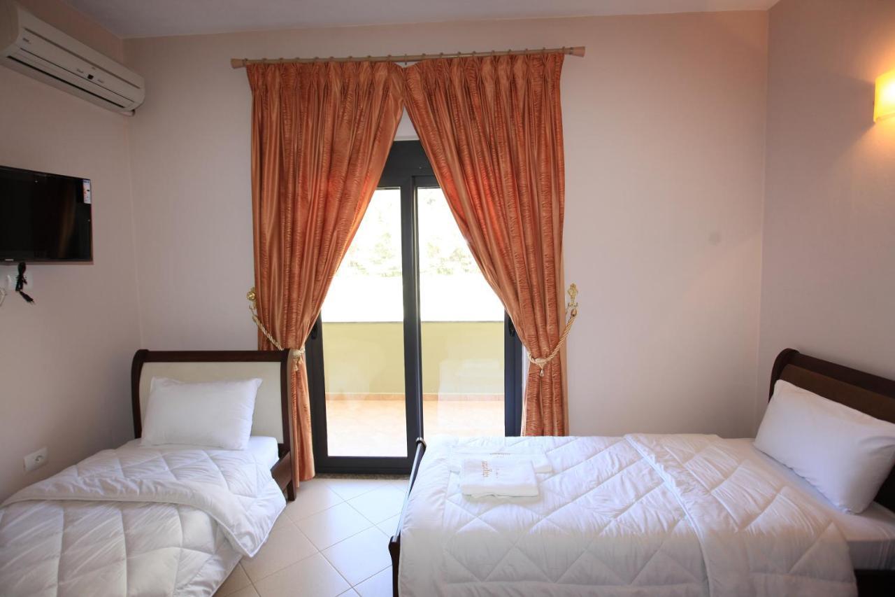 Hotel Gryka E Kelcyres מראה חיצוני תמונה